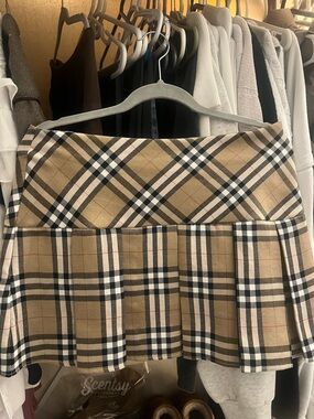 Beige Plaid (Burberry) Pleated Mini Skirt - Women